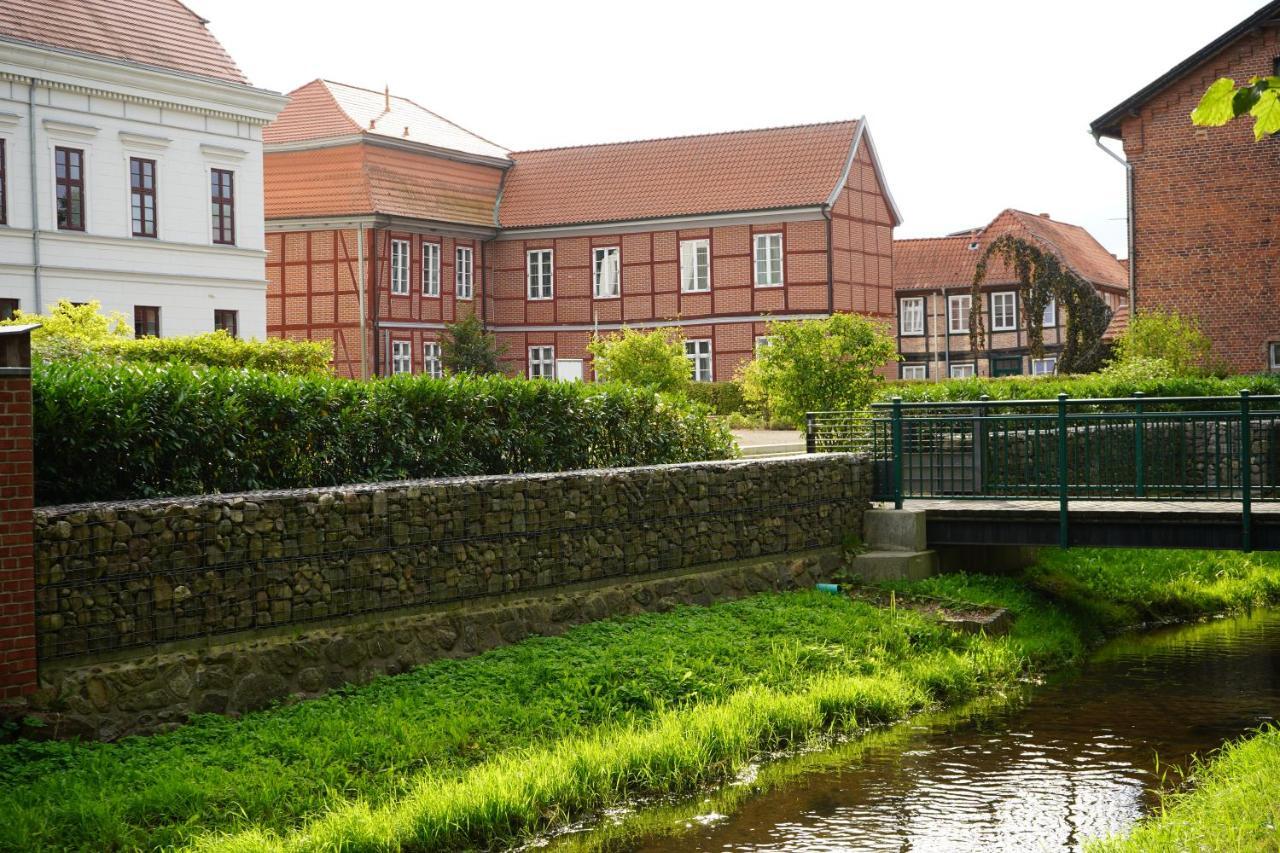 Ferienwohnungen Hafenblick Boizenburg Exterior photo